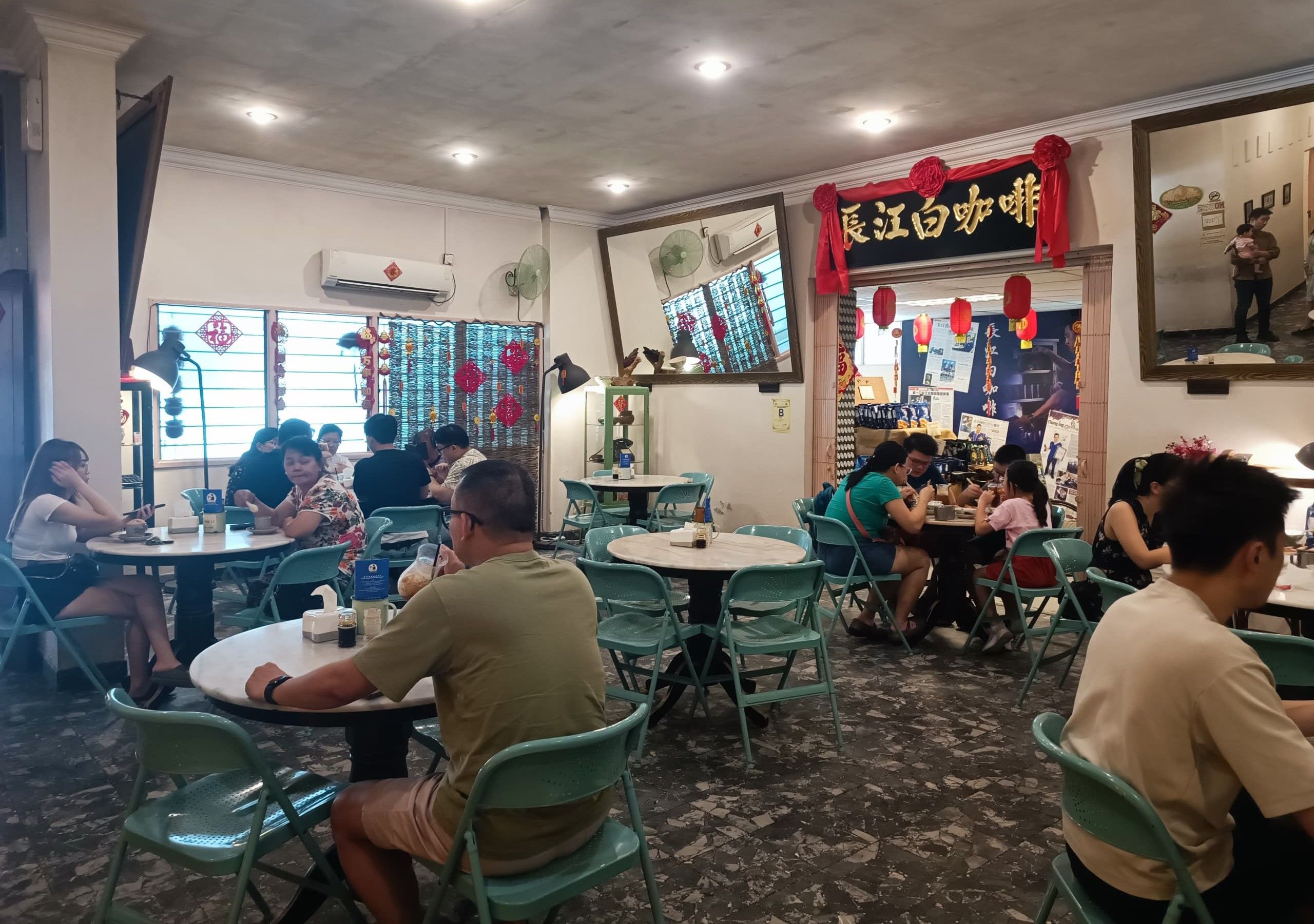 承載怡保風情·推動山城經濟 長江白咖啡喝出人情味